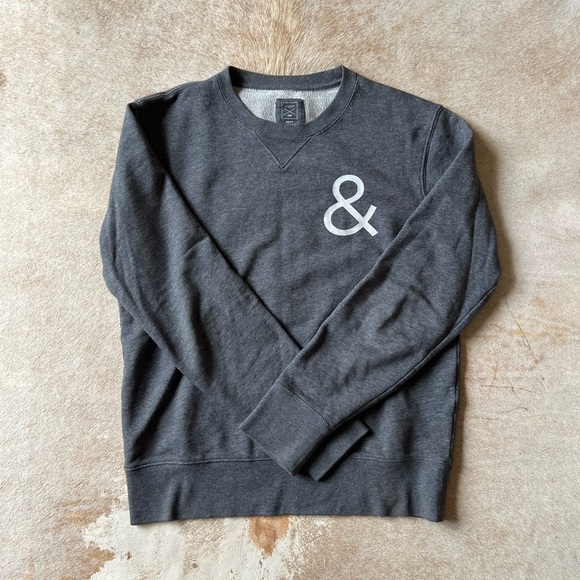 Saturdays x Gap Sweater - Picture 2 of 3